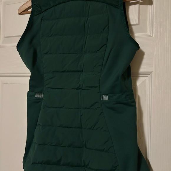 Lululemon Athletica Down for it all vest Size 6 - Picture 9 of 12